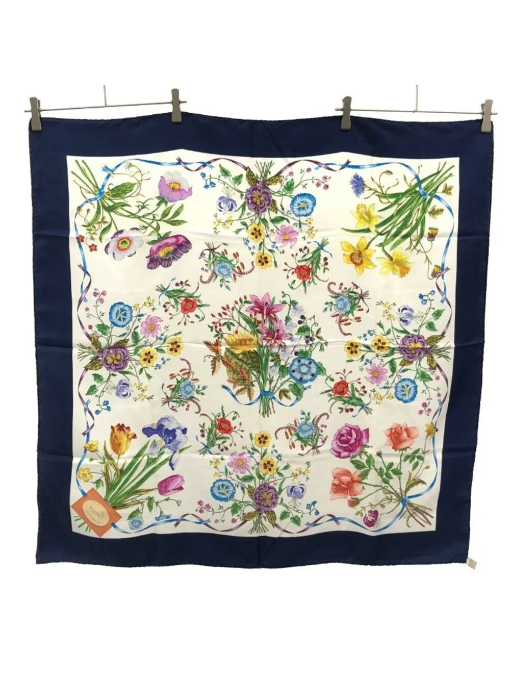 Gucci Flower Print Silk Shawl White Scarf